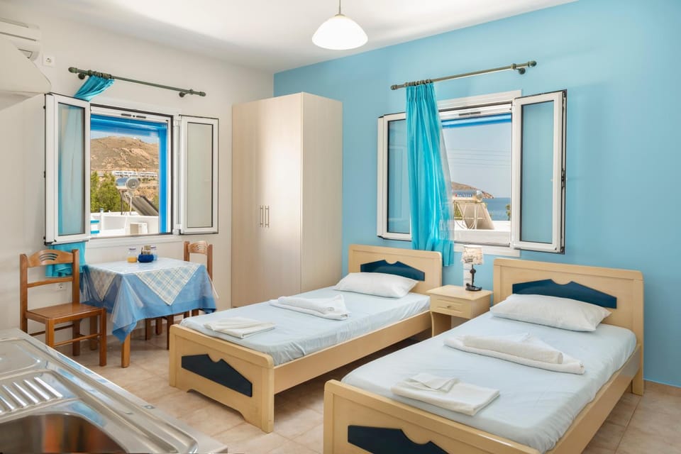 Property building, Living room, Bedroom