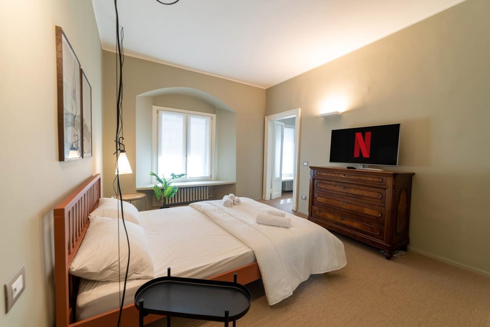 Communal lounge/ TV room, Bed, TV and multimedia, Photo of the whole room, Evening entertainment, Bedroom, towels