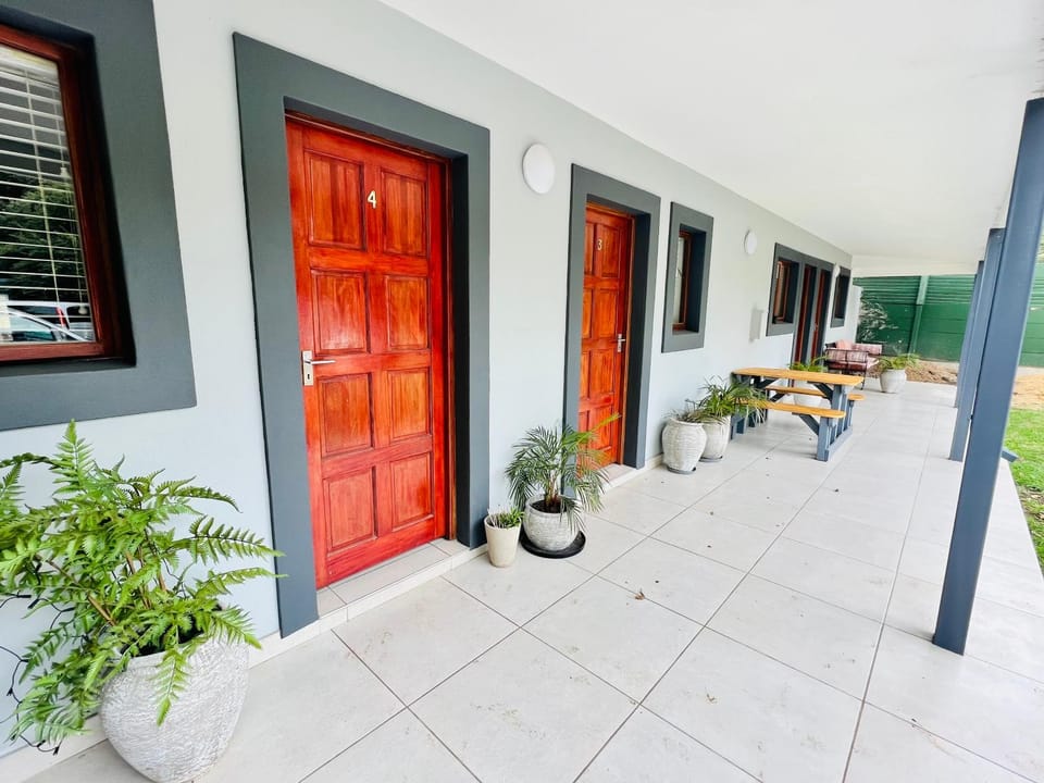 6 on Columbus Guesthouse Bed and Breakfast in Gauteng