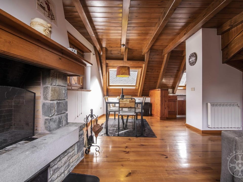 CASA REINA de Alma de Nieve House in Catalonia