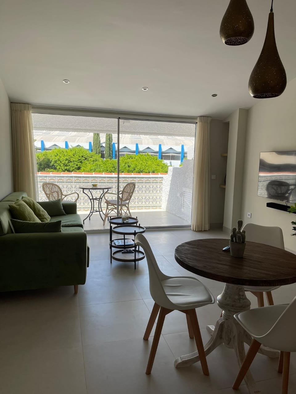 View (from property/room), Balcony/Terrace, Seating area, Dining area