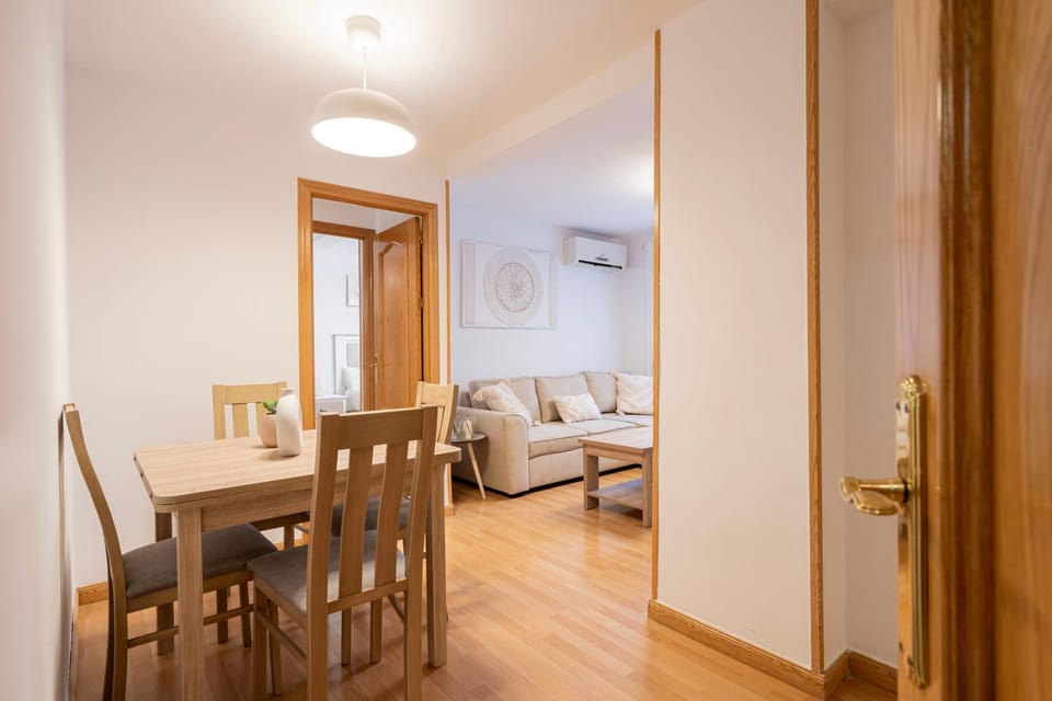 Piso con encanto en Canillejas Apartment in Madrid