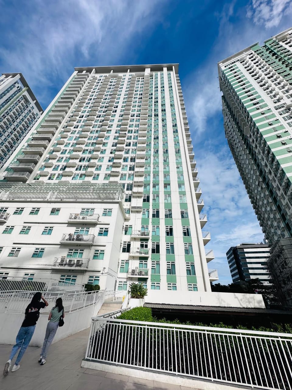Queen Size Studio in Solinea, Cebu City Apartment hotel in Lapu-Lapu City