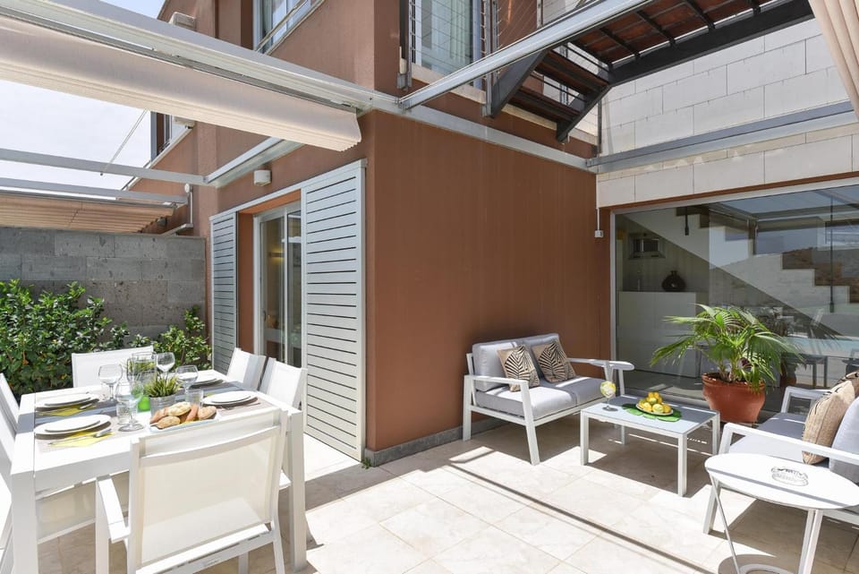 Balcony/Terrace, Dining area