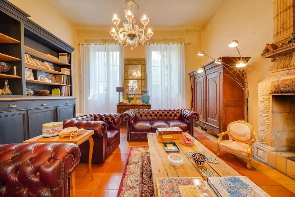 Villa Place St Pierre - Bordeaux Centre - 4 pers Apartment in Bordeaux