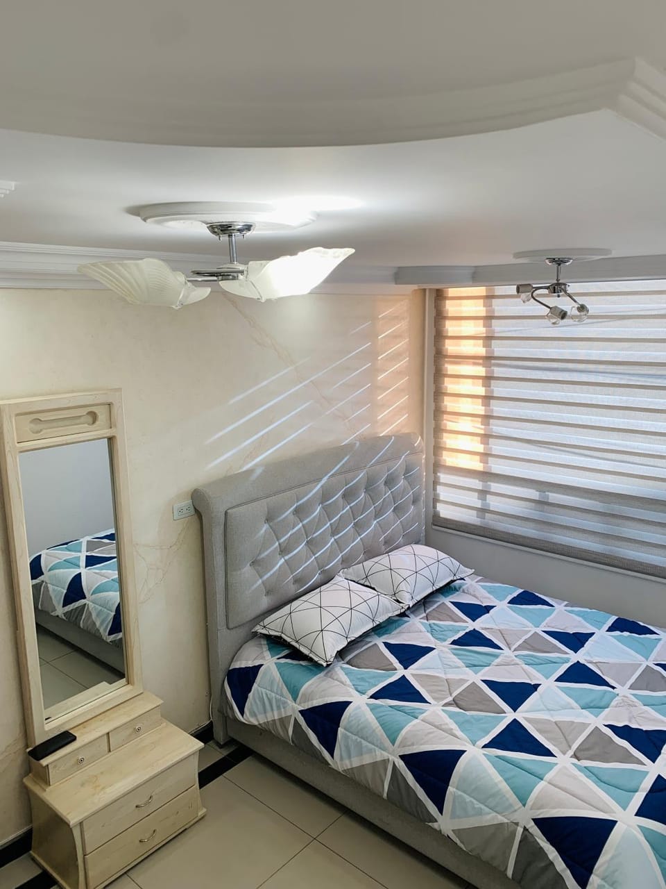 Bed, Photo of the whole room