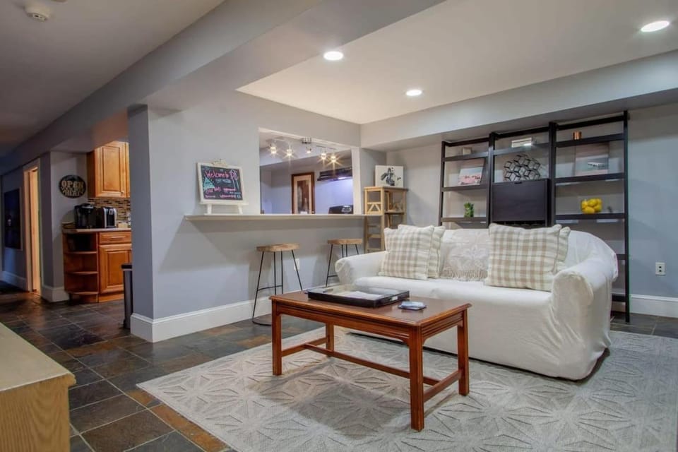 Delightful 1-BR Accommodations Nearby METRO House in District of Columbia