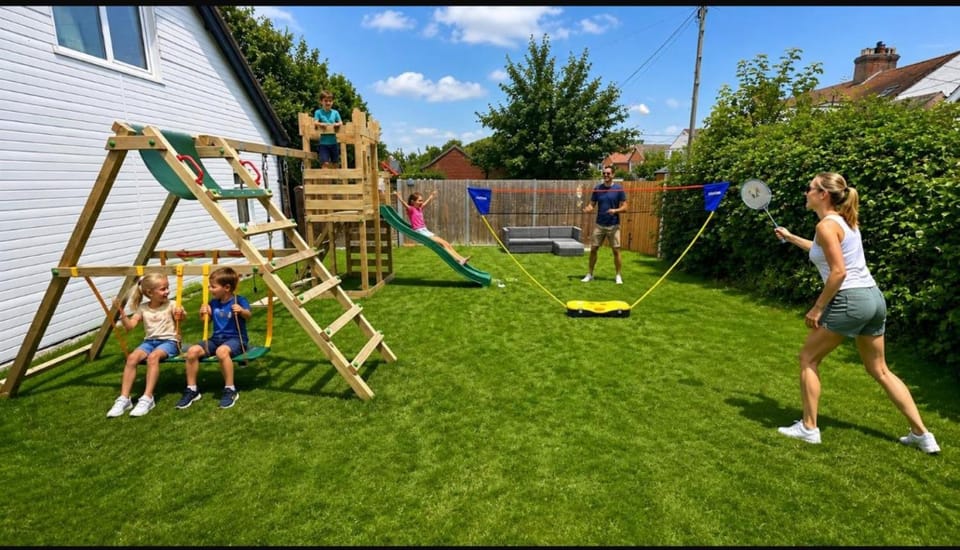 Overcliff Lodge Boutique Beachside Property House in Mundesley
