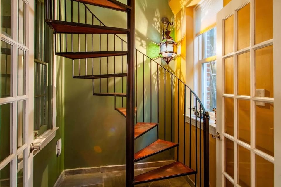 H St Sanctuary Capitol Hill Carriage House House in District of Columbia