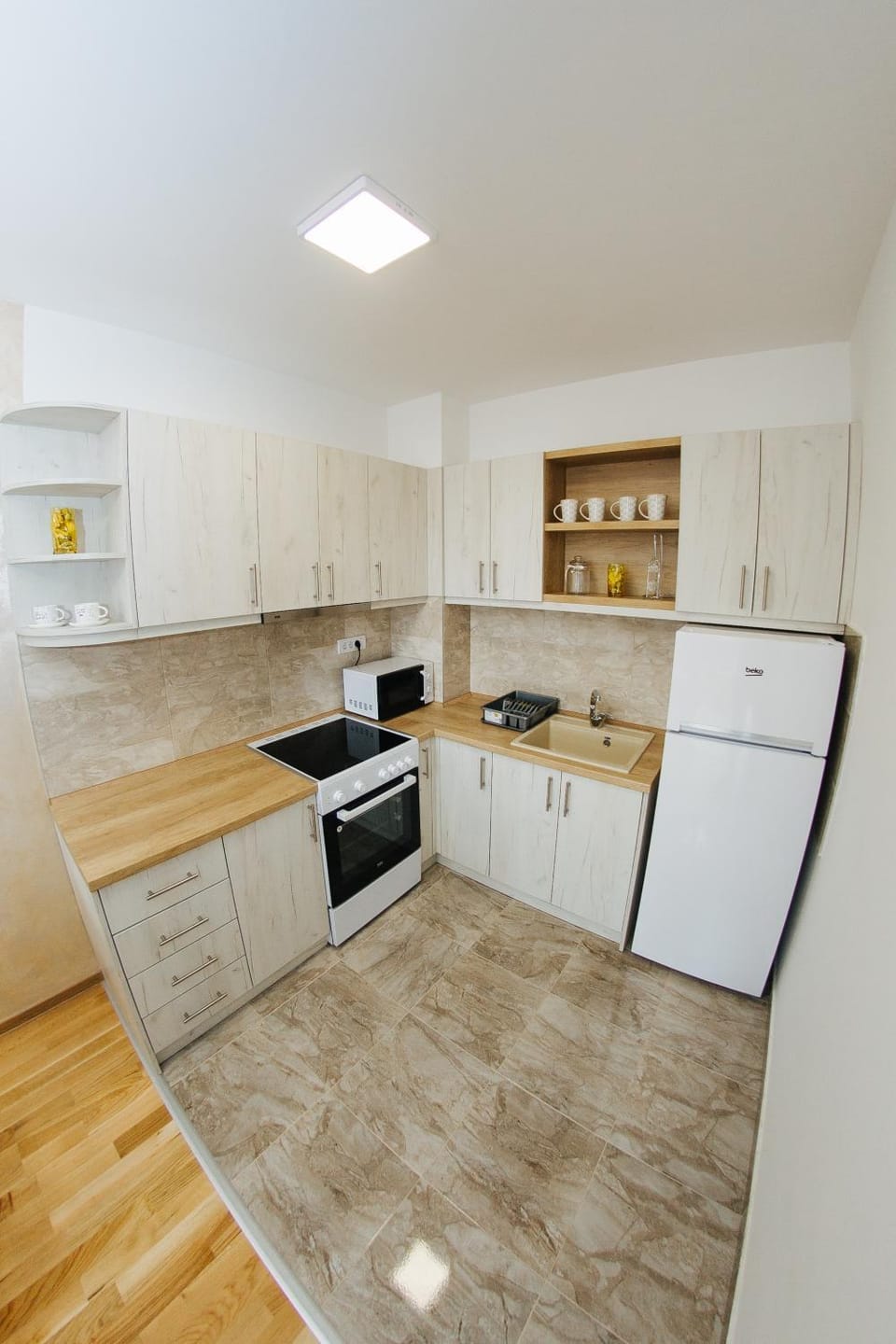 Kitchen or kitchenette, minibar, pet friendly, stove