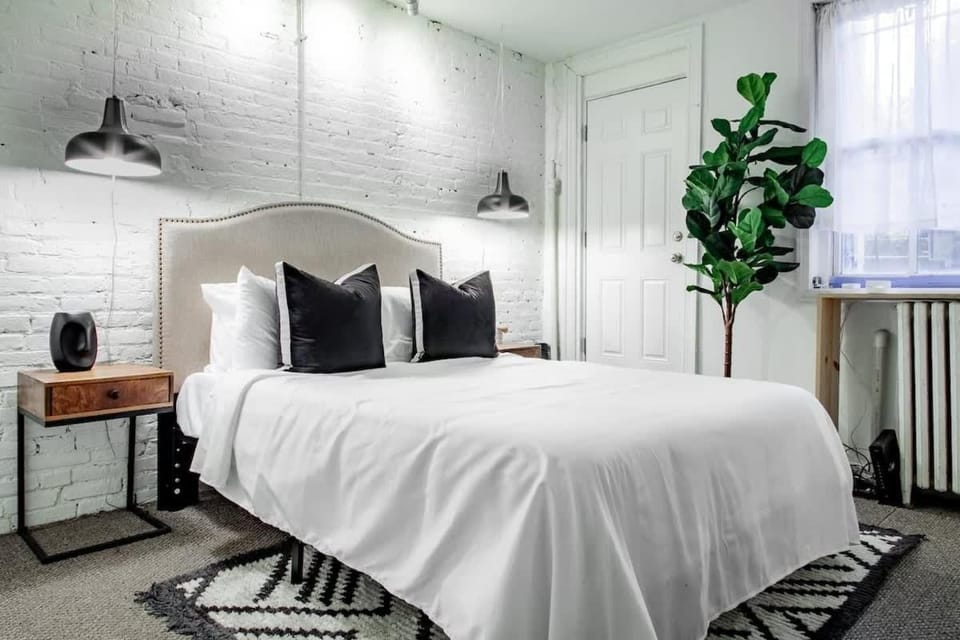 DesignerFlat Nestled Between Dupont&Logan Circles Apartment in Arlington