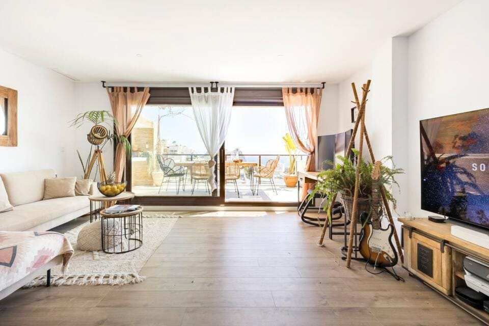Balcony/Terrace, Balcony/Terrace, Living room