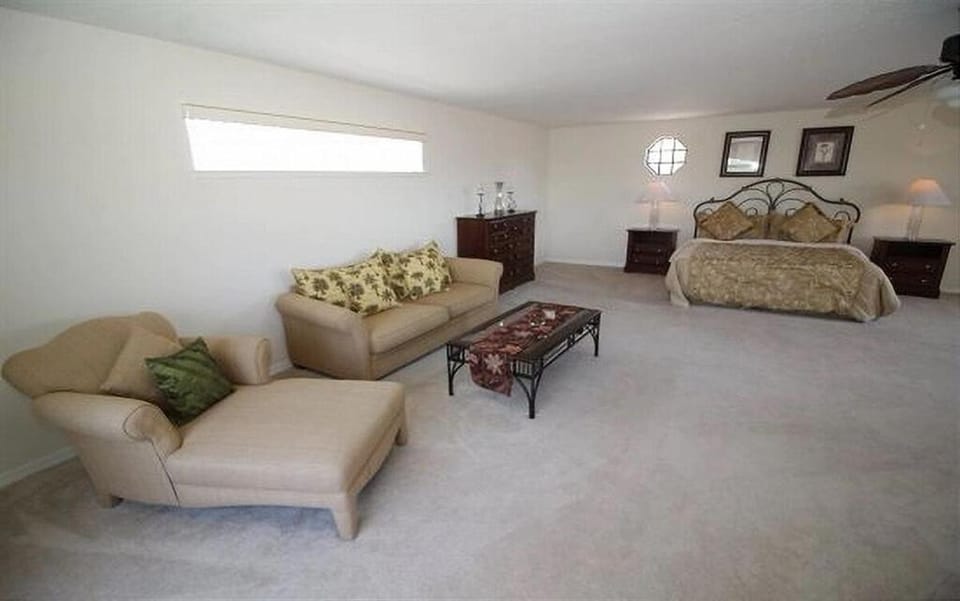 #440-Large 5 bed pool home with excellent privacy Villa in Four Corners