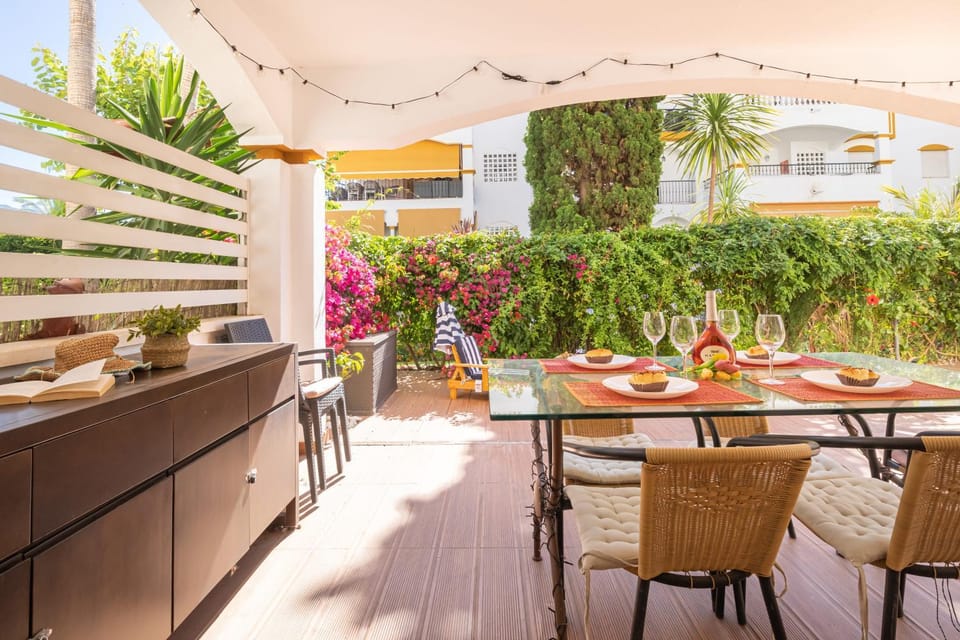 Garden, Garden, Solarium, Balcony/Terrace, Balcony/Terrace, Seating area, Dining area, Garden view