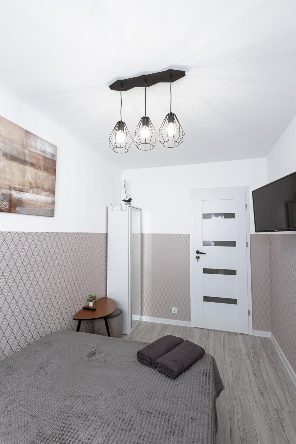 Bed, Photo of the whole room, Bedroom, wardrobe