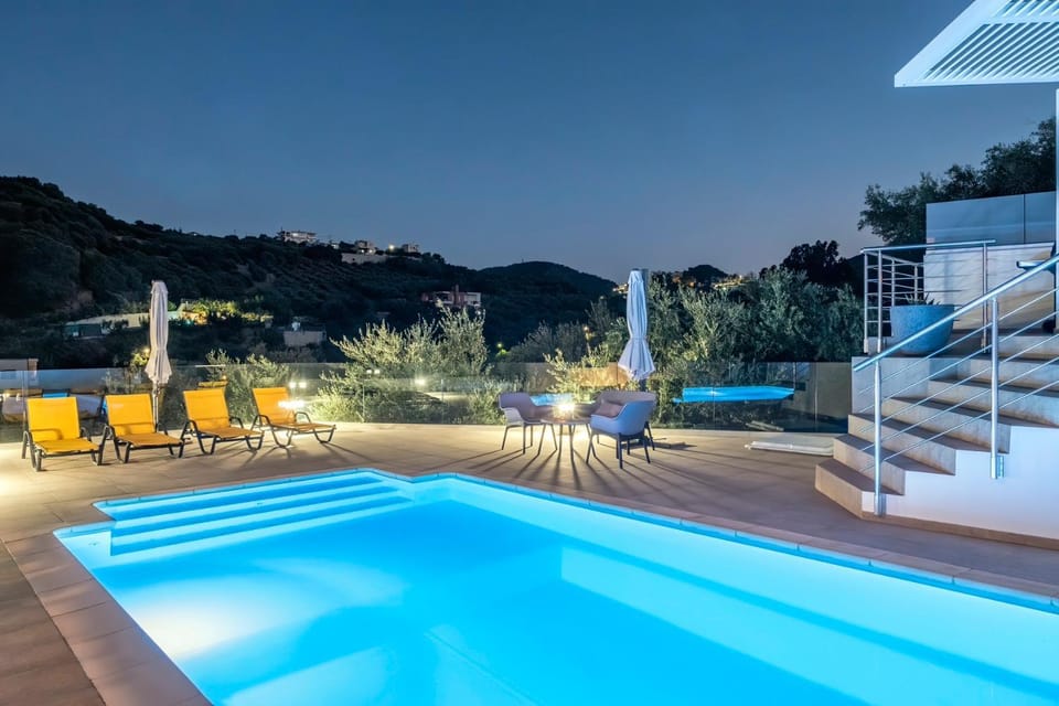 Night, Natural landscape, Mountain view, Pool view, Swimming pool