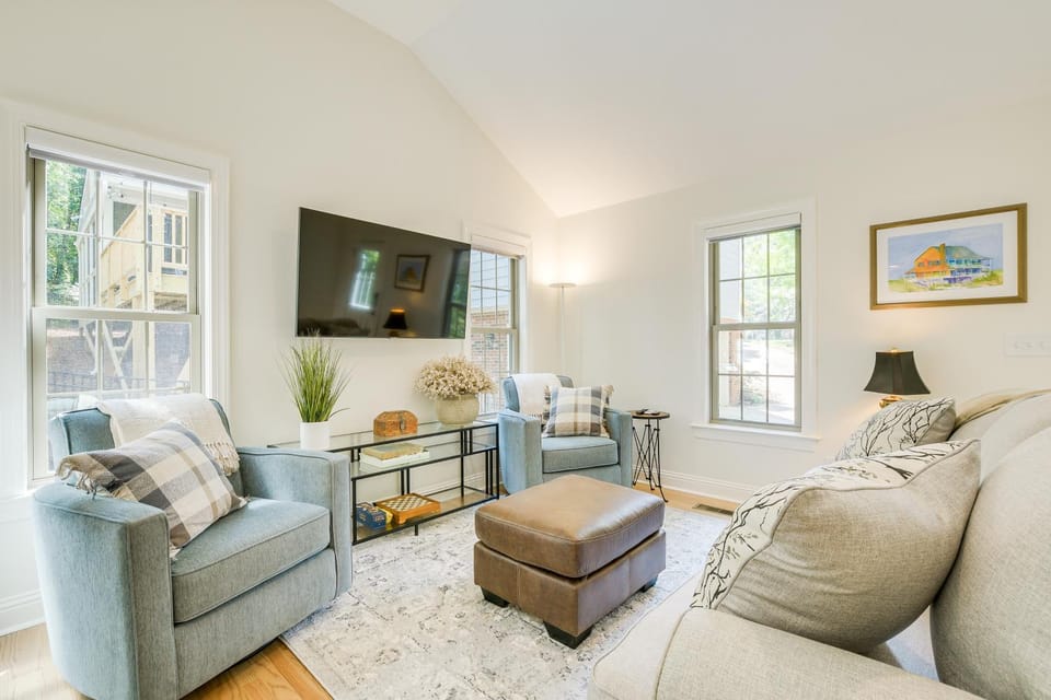 Beautiful Raleigh Cottage Rental: 5 Mi to Downtown House in Raleigh