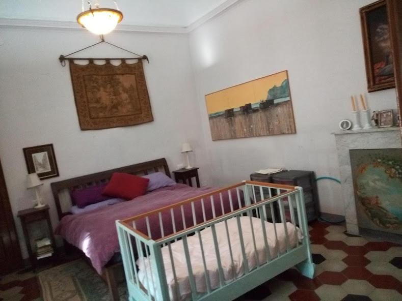 Bed, Photo of the whole room, Bedroom, cot