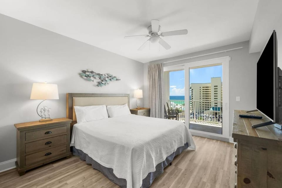 Keep It Beachy at Laketown Wharf #611 by Nautical Properties Vacation Rentals House in Panama City Beach