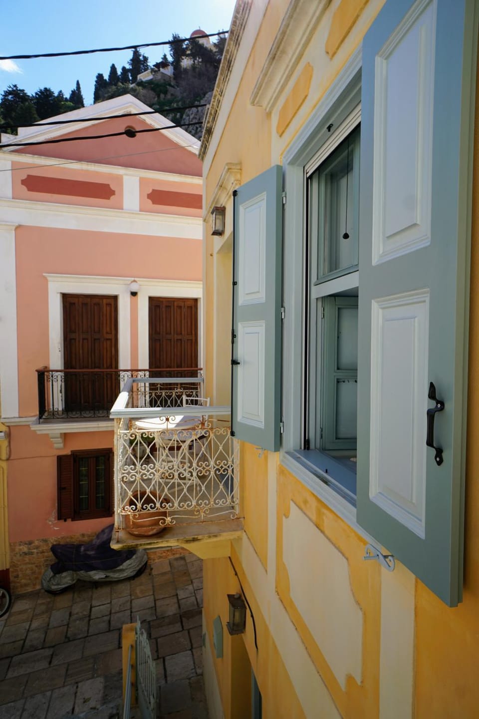 Property building, View (from property/room), Balcony/Terrace