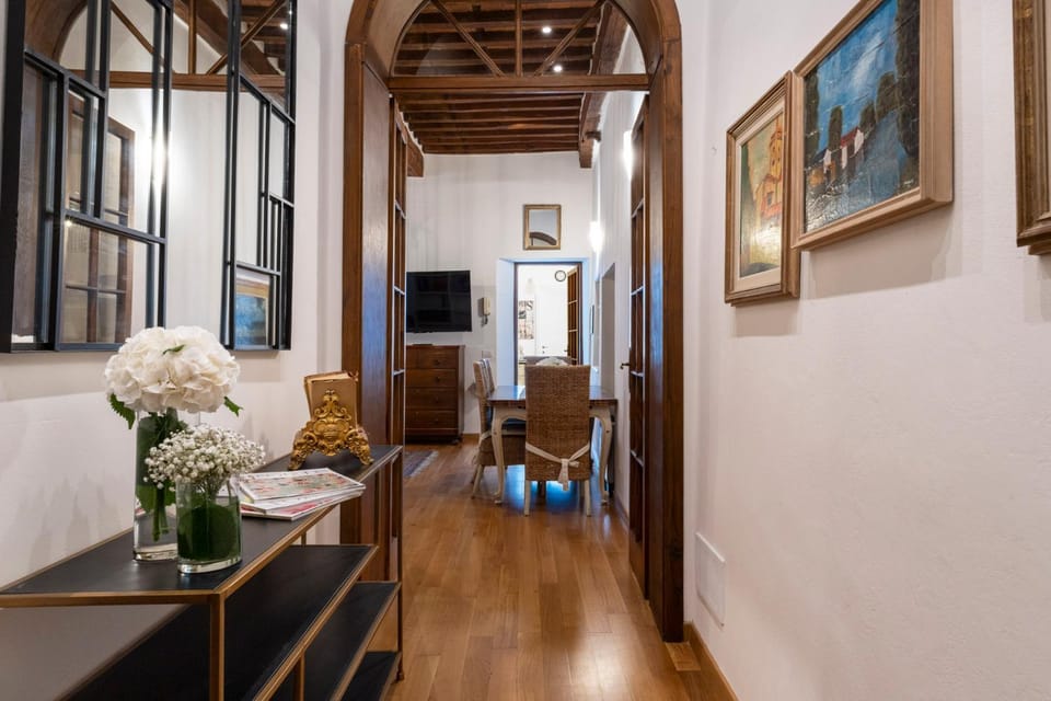 La Piccola Atene Agorà Centro Storico Pietrasanta Apartment in Pietrasanta
