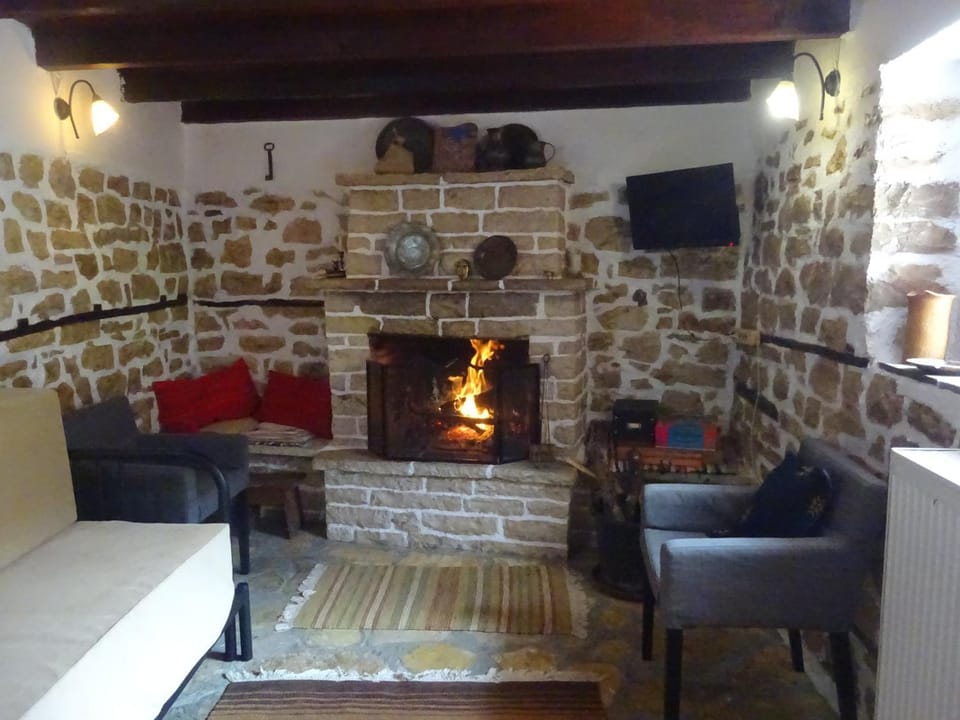 Living room, Seating area, flat iron