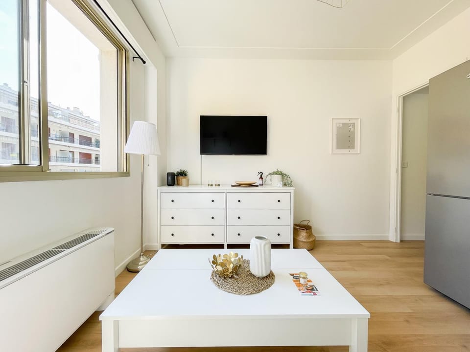 Studio bord de mer 3 Apartment in Menton