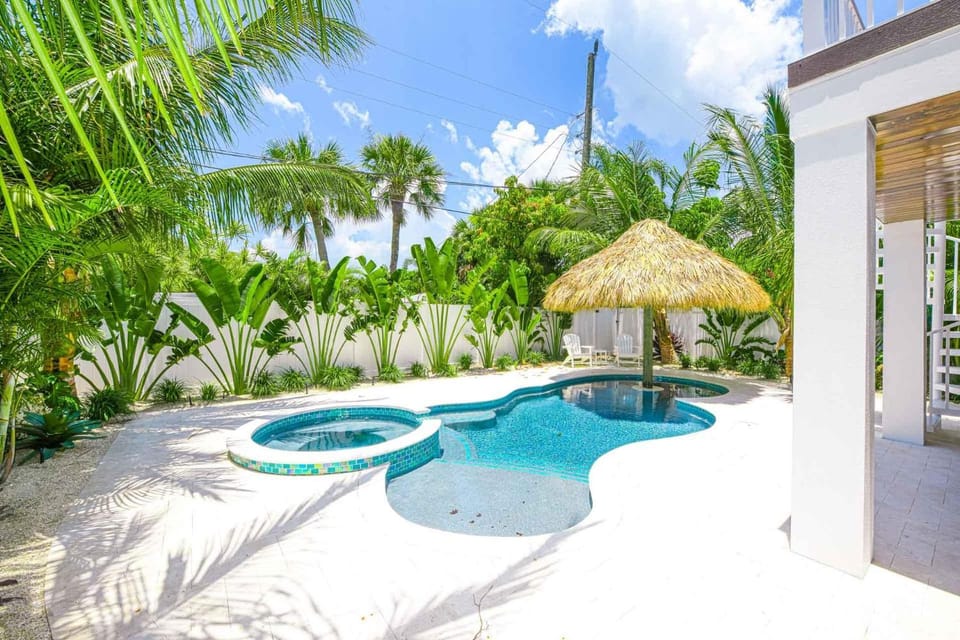 Beach Views House in Lido Key