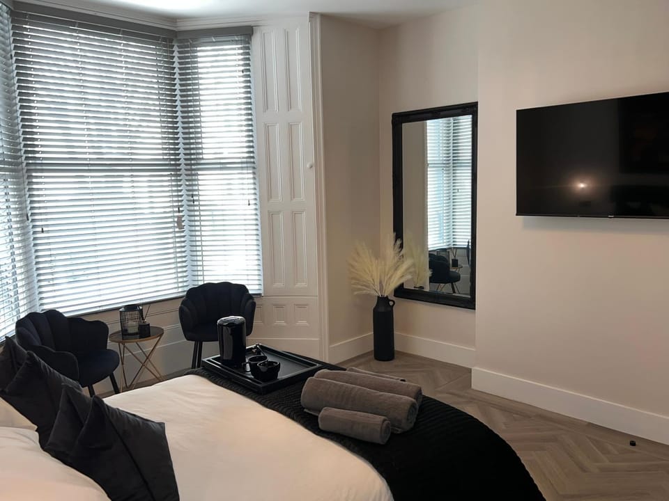 128 Anfield Road Hotel in Liverpool