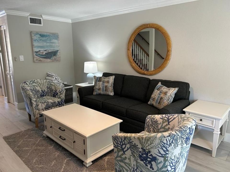 Private Beach House House in Siesta Beach