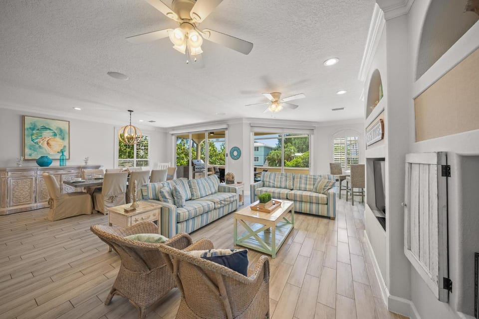 Siesta Sun Apartment in Siesta Beach