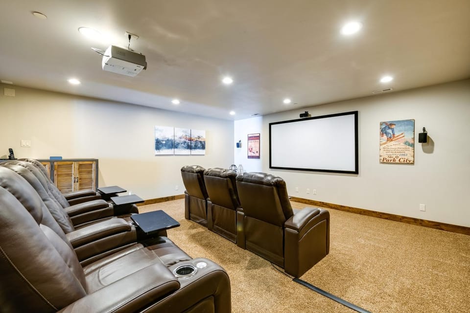 6 Mi to Ski Slopes: Heber City Home w/ Hot Tub! House in Wasatch County