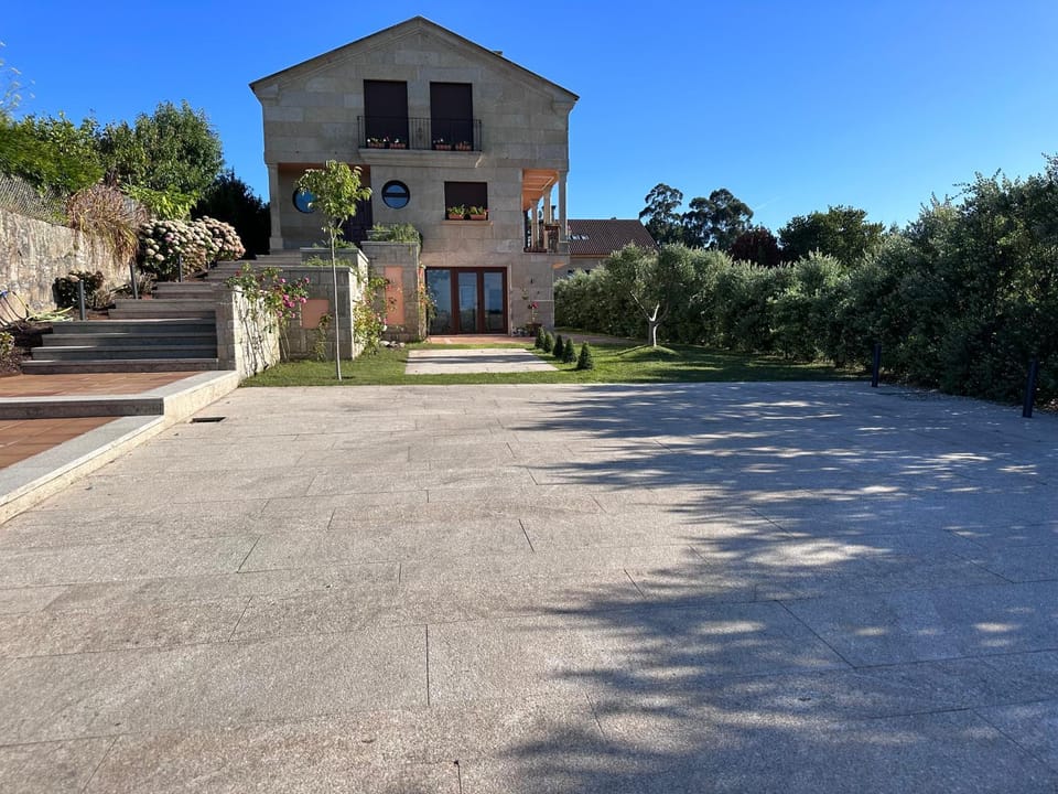 A Xesteira Getaway Apartment in O Salnés