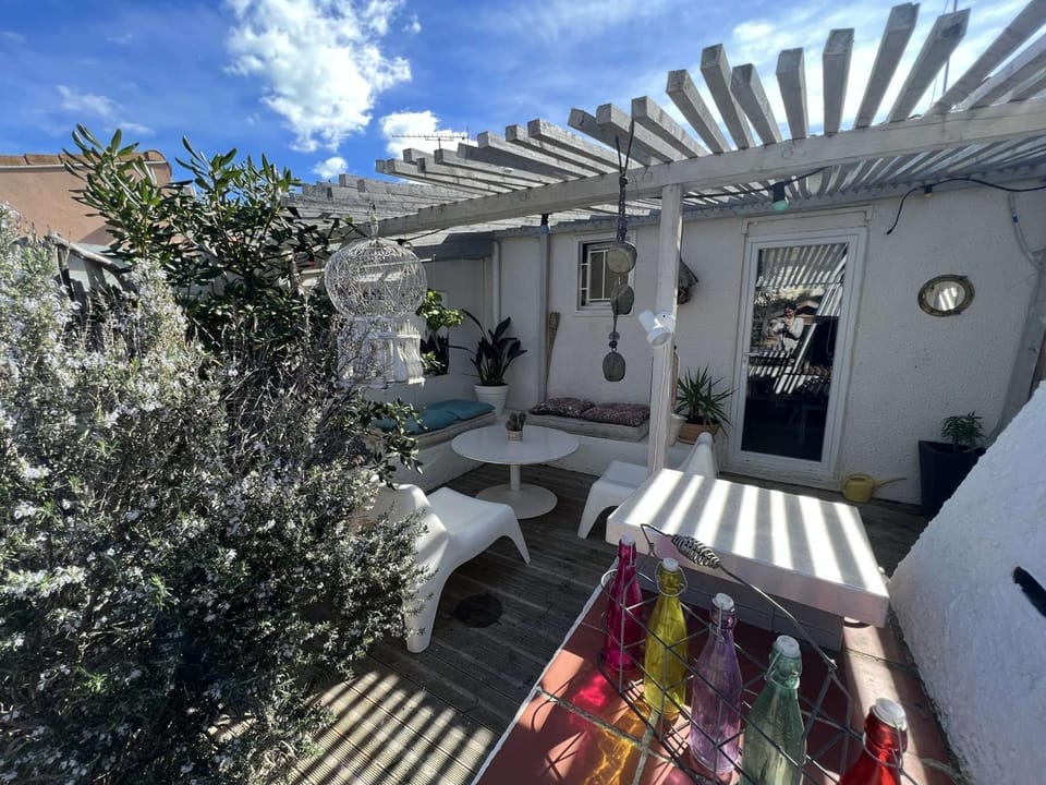 Maison avec Piscine Privée, Proche Plage et Commerces, Jardin et Terrasse, 6 Pers - FR-1-701-61 House in Occitanie