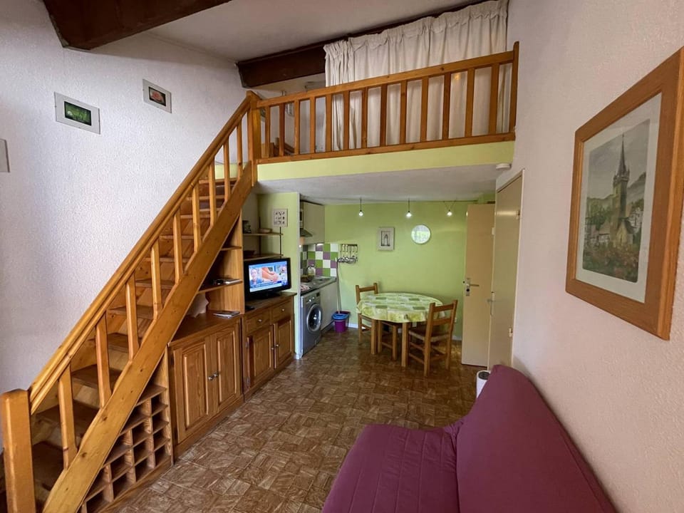 Charmant pavillon 2 pièces + mezzanine, 5 couchages, proche plage, terrasse, parking, animaux admis - FR-1-106-93 Villa in Saint-Cyprien