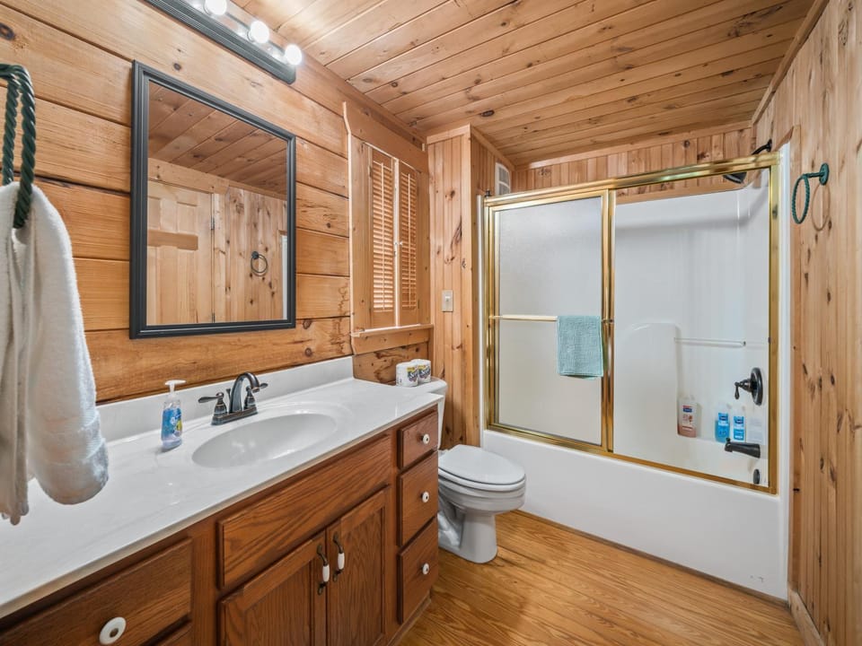 Bathroom, Bath