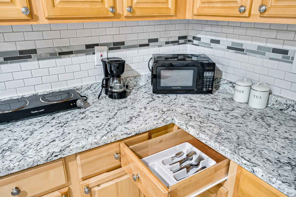 Coffee/tea facilities