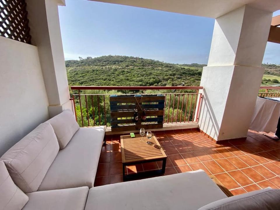 Natural landscape, View (from property/room), Balcony/Terrace, Seating area