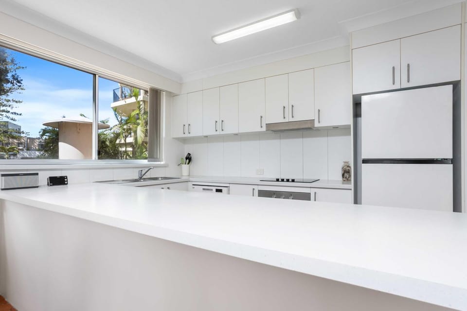 Sandown - Hosted by Burleigh Letting Apartment in Mermaid Beach
