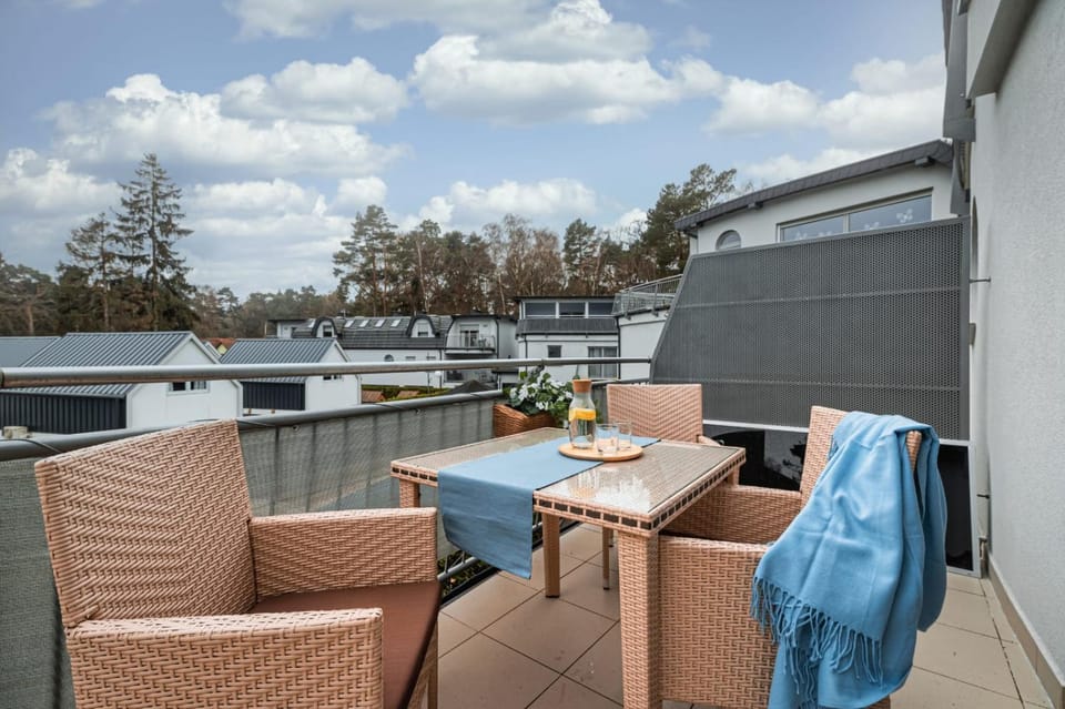 Apartament HAPPY - BASEN, PLAŻA, OCHRONA 24h - 3 SYPIALNIE dla maksymalnie 8 osób Apartment in West Pomeranian Voivodeship, Poland