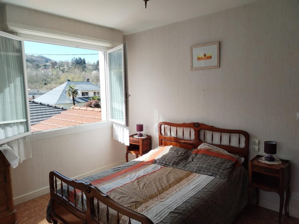 Bed, View (from property/room), Bedroom