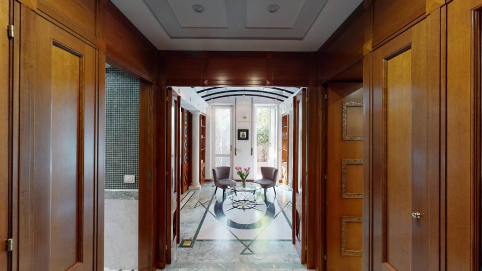 Pietra Papa Suite 99 Apartment in Rome