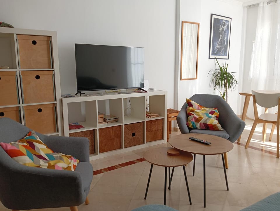 Living room, Lounge or bar