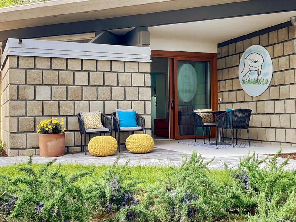 Property building, Patio, Garden view