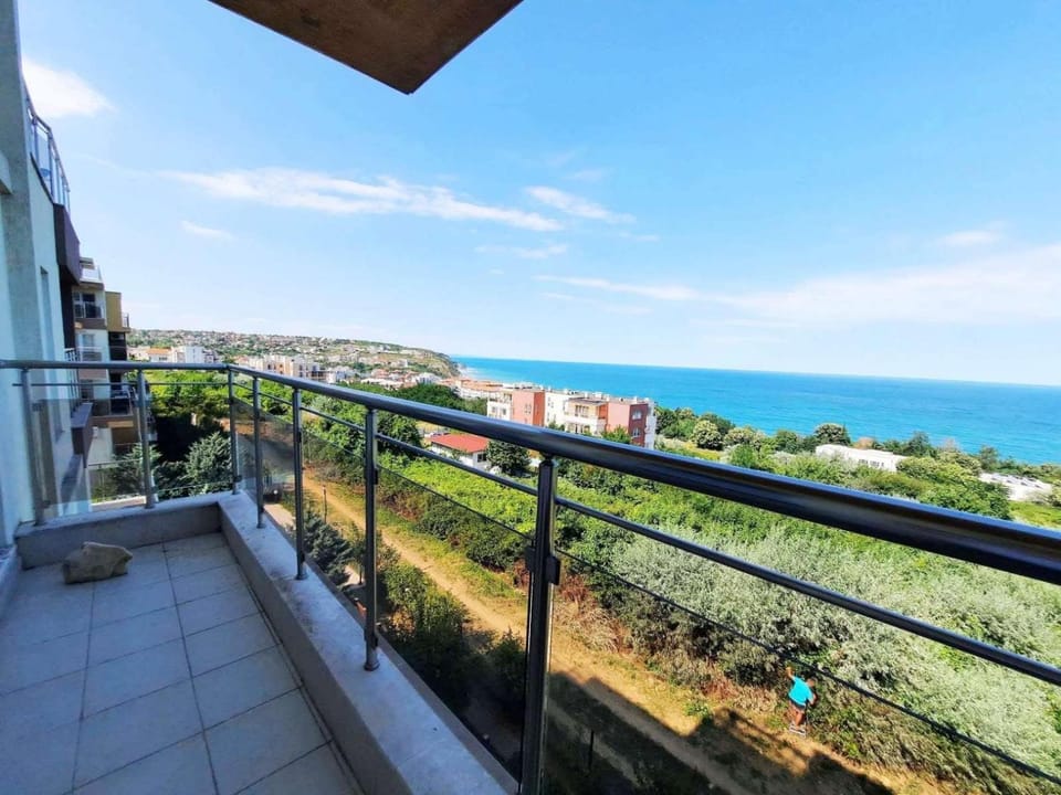 Garden, Balcony/Terrace