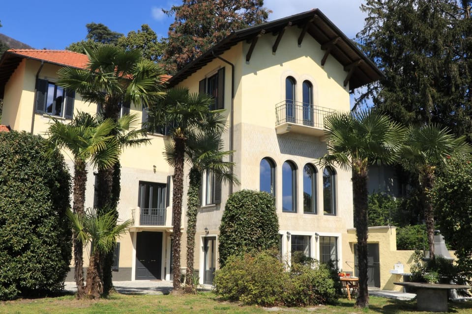 Beach Villa Fiorina Villa in Canton of Ticino