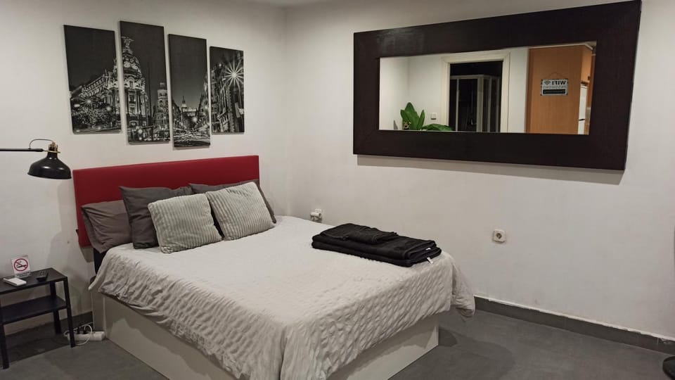 Estudio en el Corazon de Malasaña Apartment in Centro