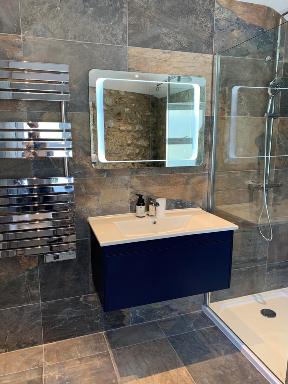 Shower, Bathroom, towels
