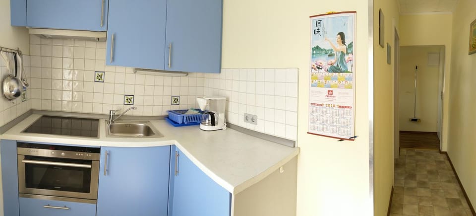 Kitchen or kitchenette, minibar, pet friendly, stove, toaster