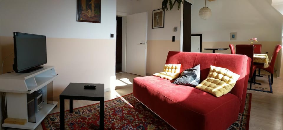 TV and multimedia, Living room